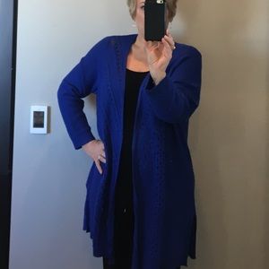 Cardigan. Laura Ashley. 2x